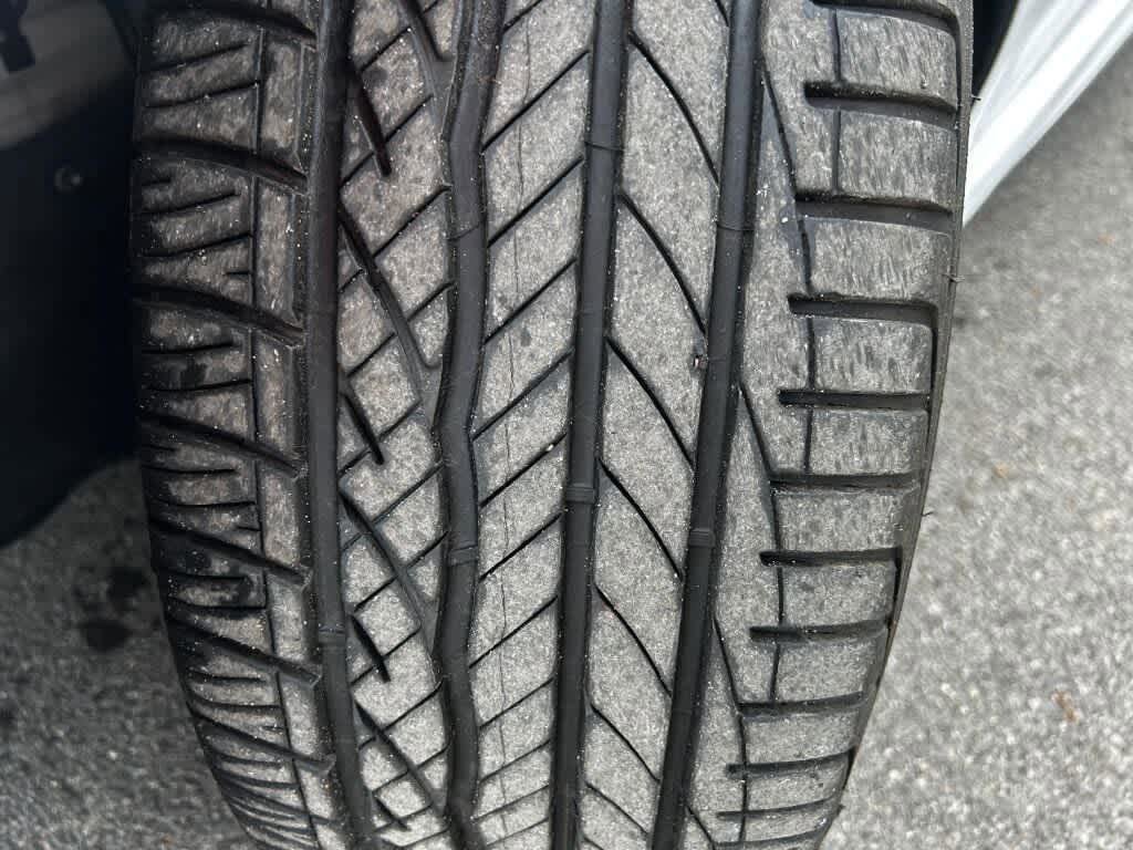 Used 2023 Toyota Camry SE image 32