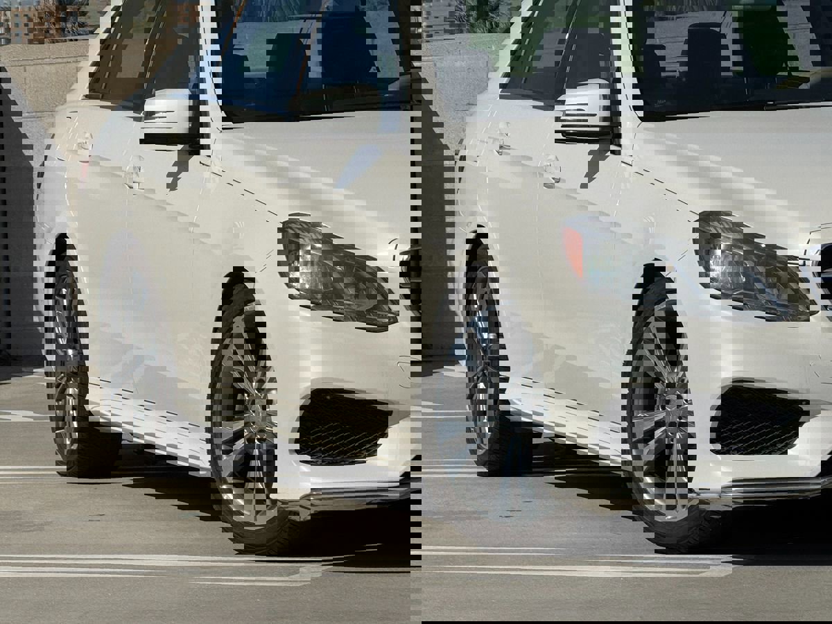 Used 2014 Mercedes-Benz E 350 Sport image 2