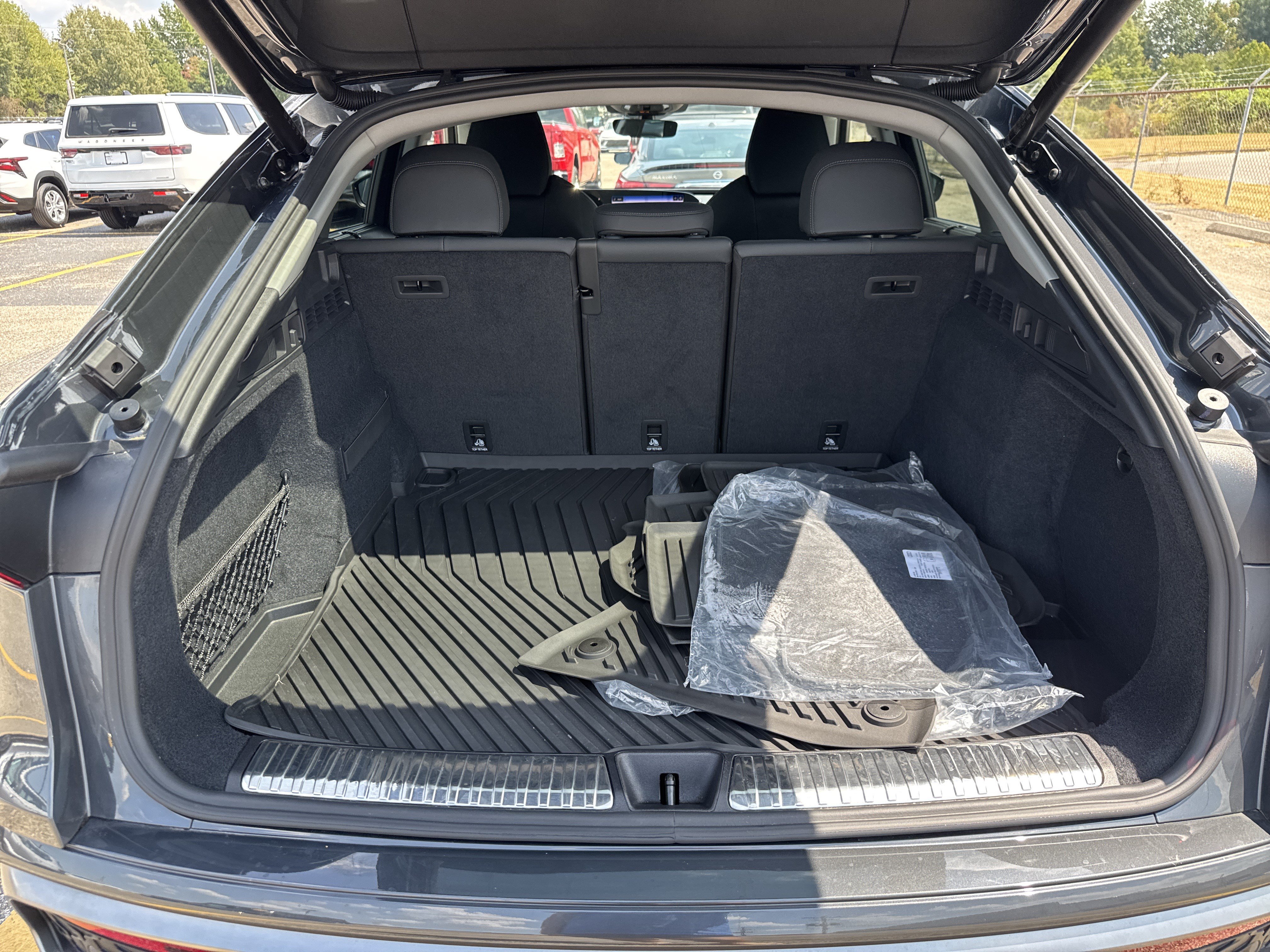 Certified 2025 Audi Q5 Premium Plus AWD/4WD image 8