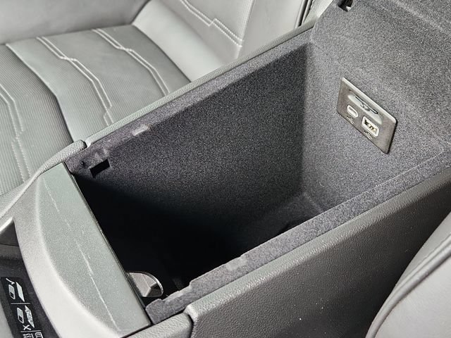 Used 2021 Cadillac XT5 Sportv w/ Platinum Package AWD/4WD image 19