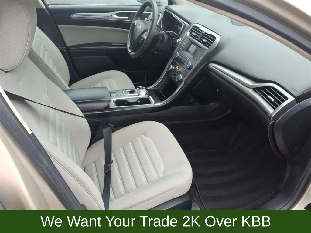 Used 2018 Ford Fusion S image 20