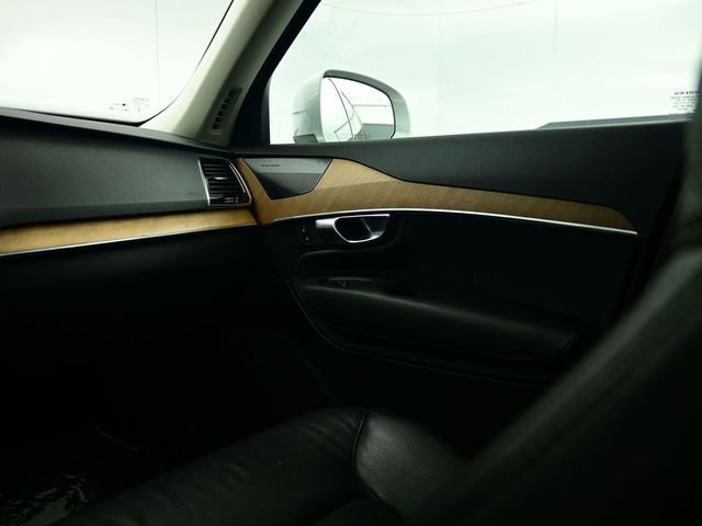 Used 2023 Volvo XC90 B6 Plus w/ Protection Package image 44