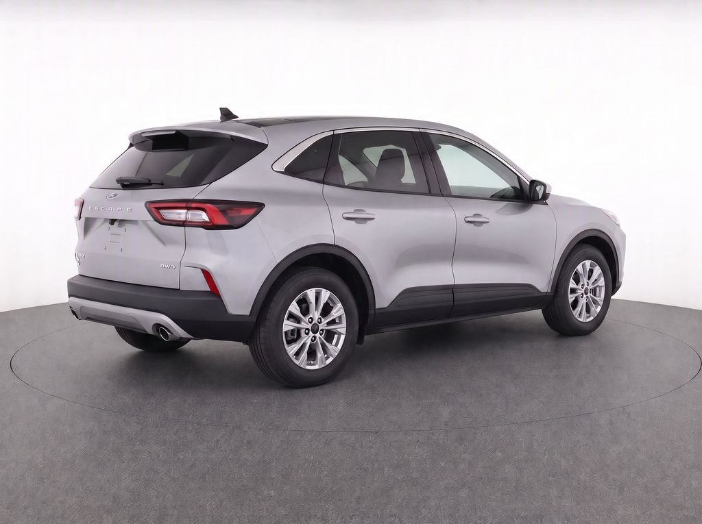 Used 2023 Ford Escape Active AWD/4WD image 5