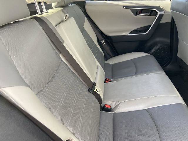 Used 2019 Toyota RAV4 Limited image 24