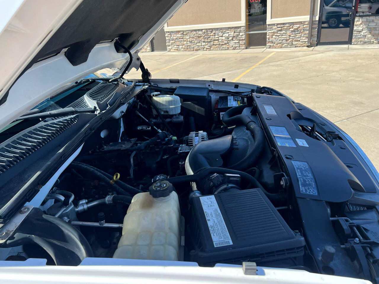 Used 2005 Chevrolet Silverado 3500 4x4 Extended Cab w/ Snow Plow Prep Package image 24