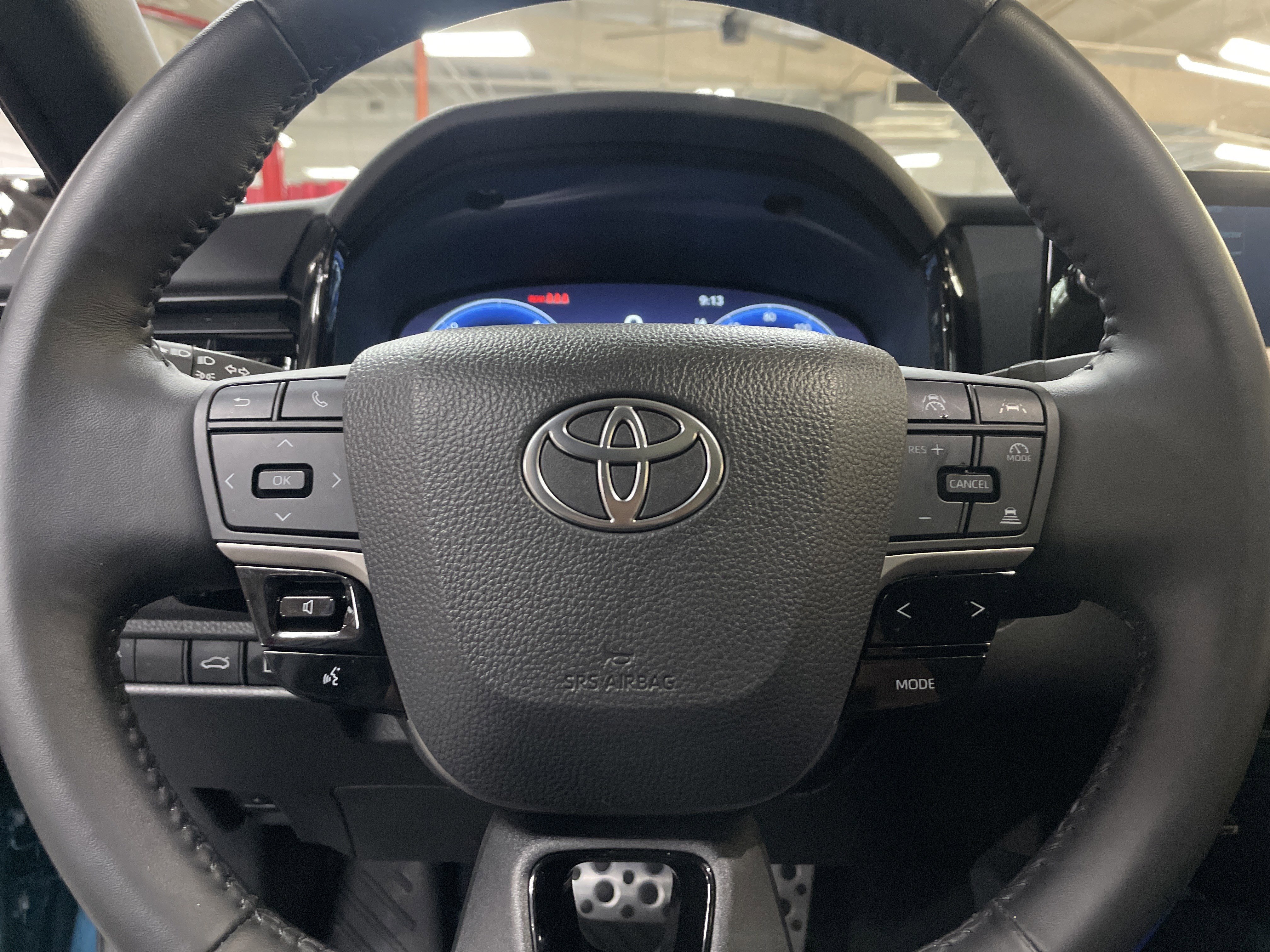 Used 2025 Toyota Camry XSE image 18