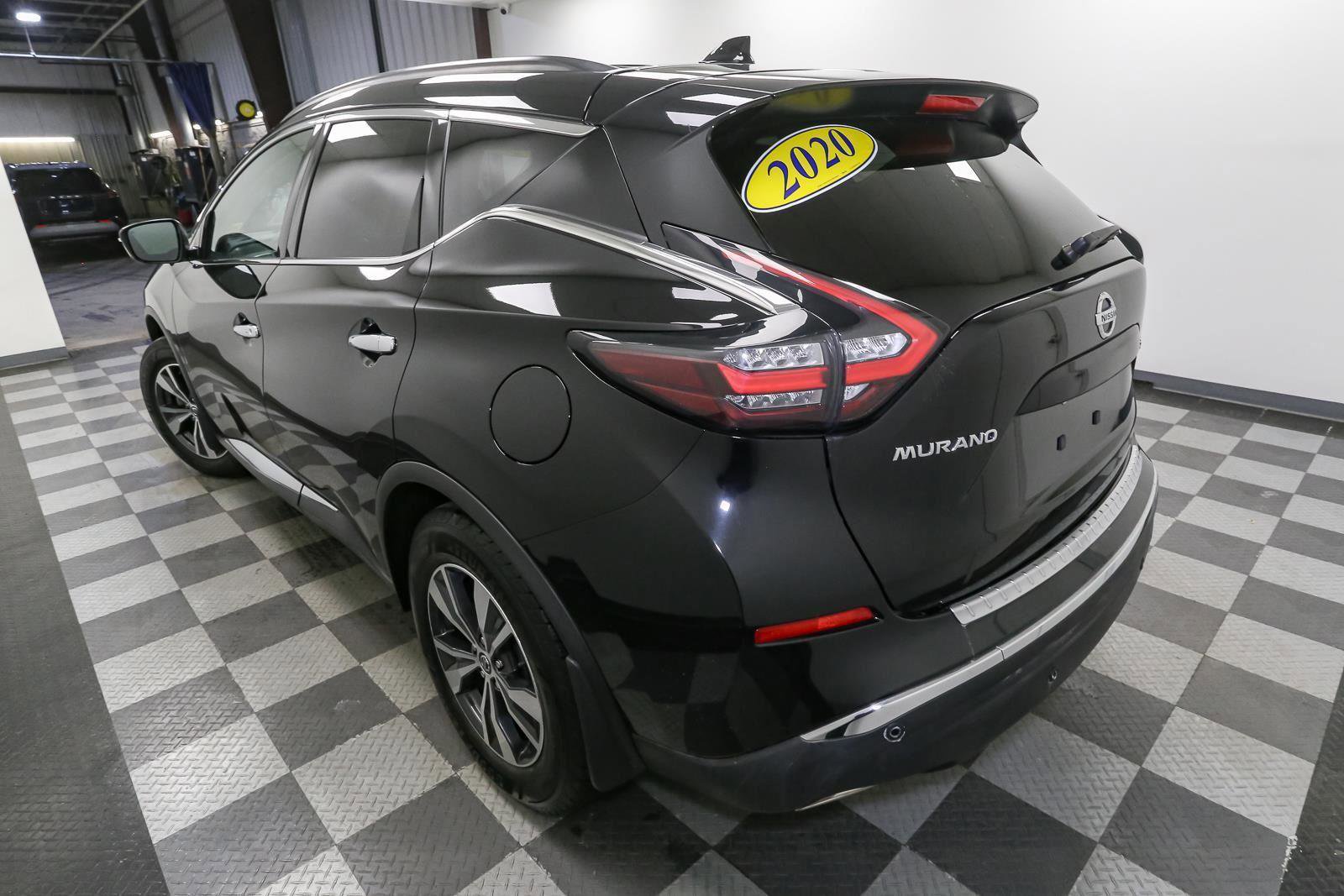 Used 2020 Nissan Murano SV image 10