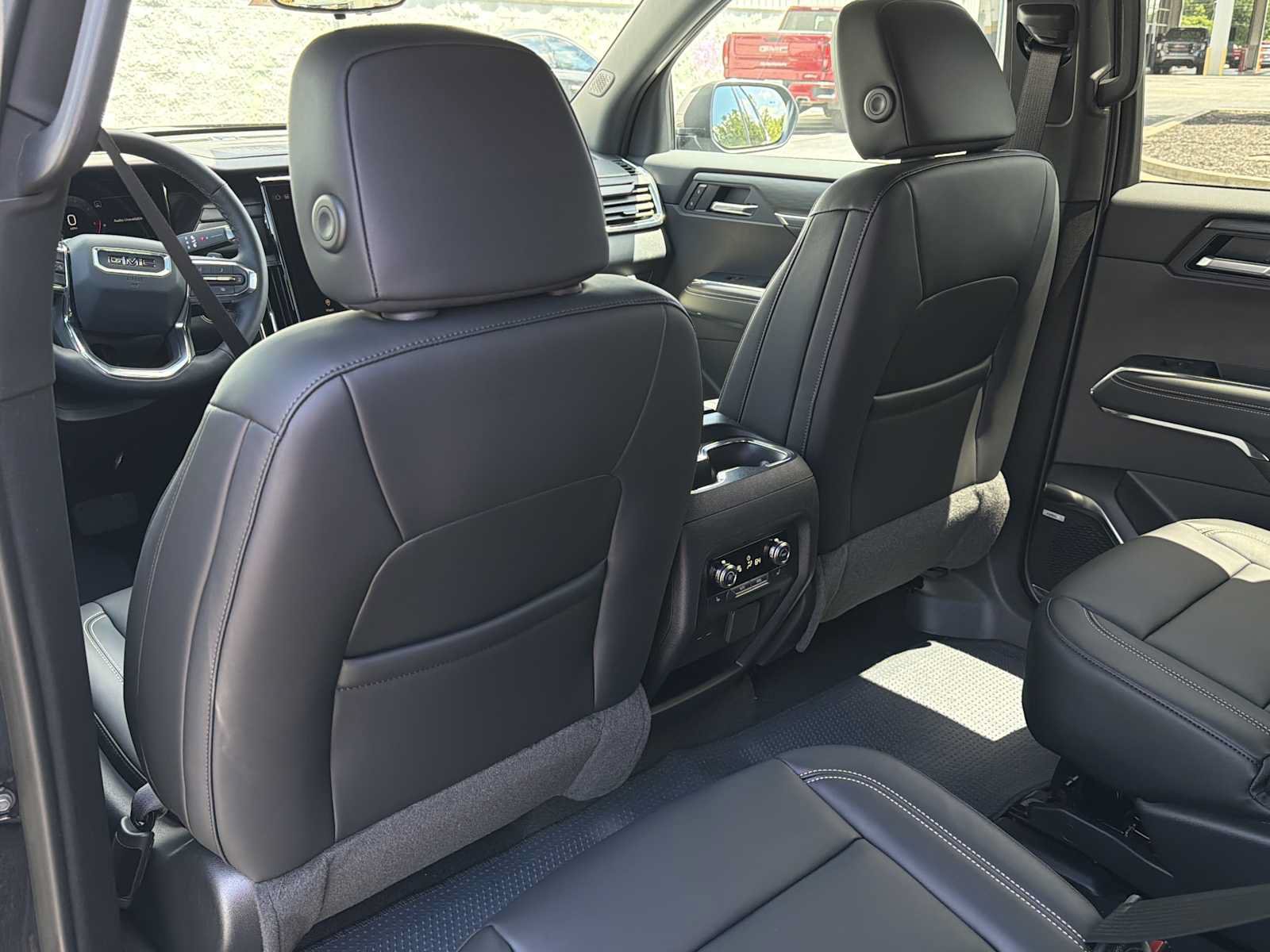 New 2026 GMC Acadia Elevation w/ Black Edition FWD image 22