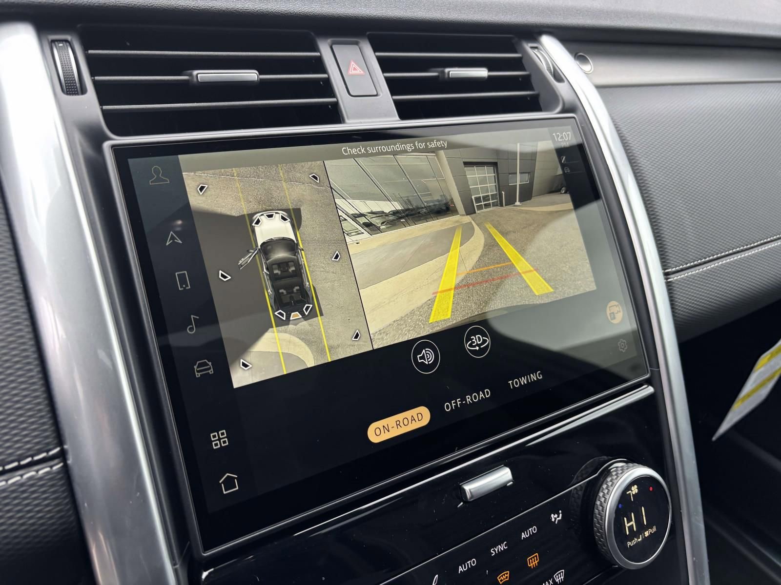 New 2026 Land Rover Discovery Limited Edition image 20