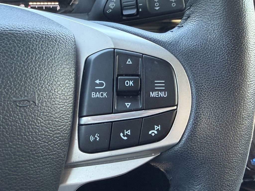 Used 2022 Ford Explorer Limited w/ Limited Technology Package RWD image 30