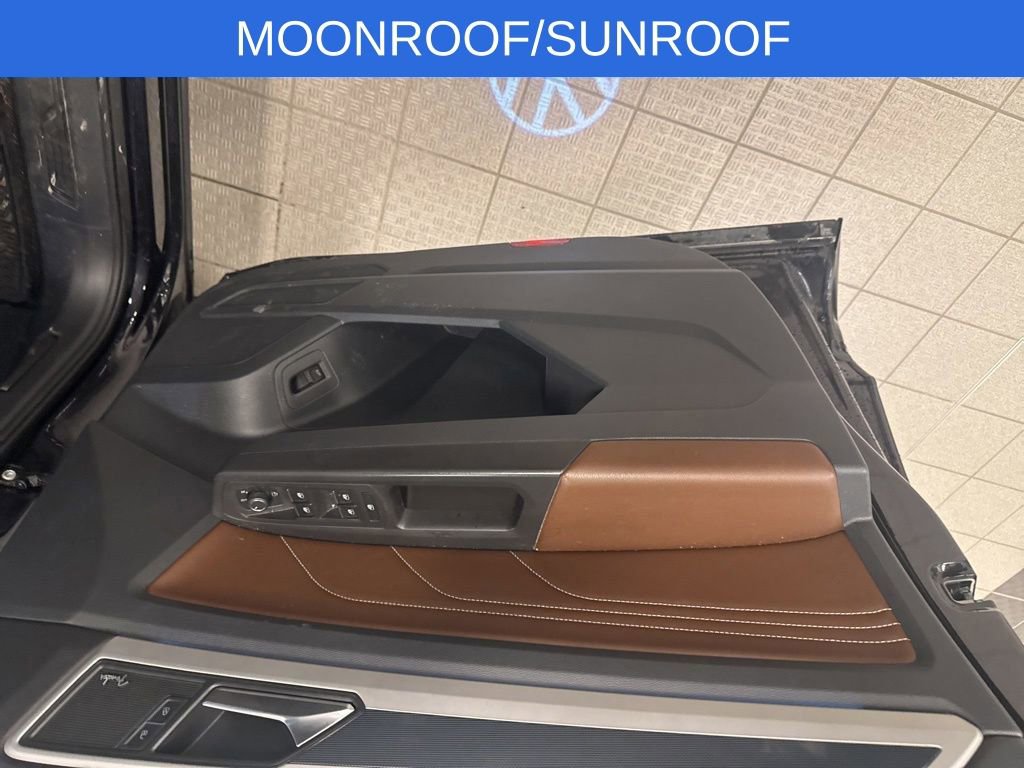 Used 2022 Volkswagen Atlas SEL Premium image 22