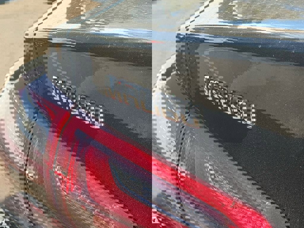 Used 2020 Chevrolet Malibu LT image 13