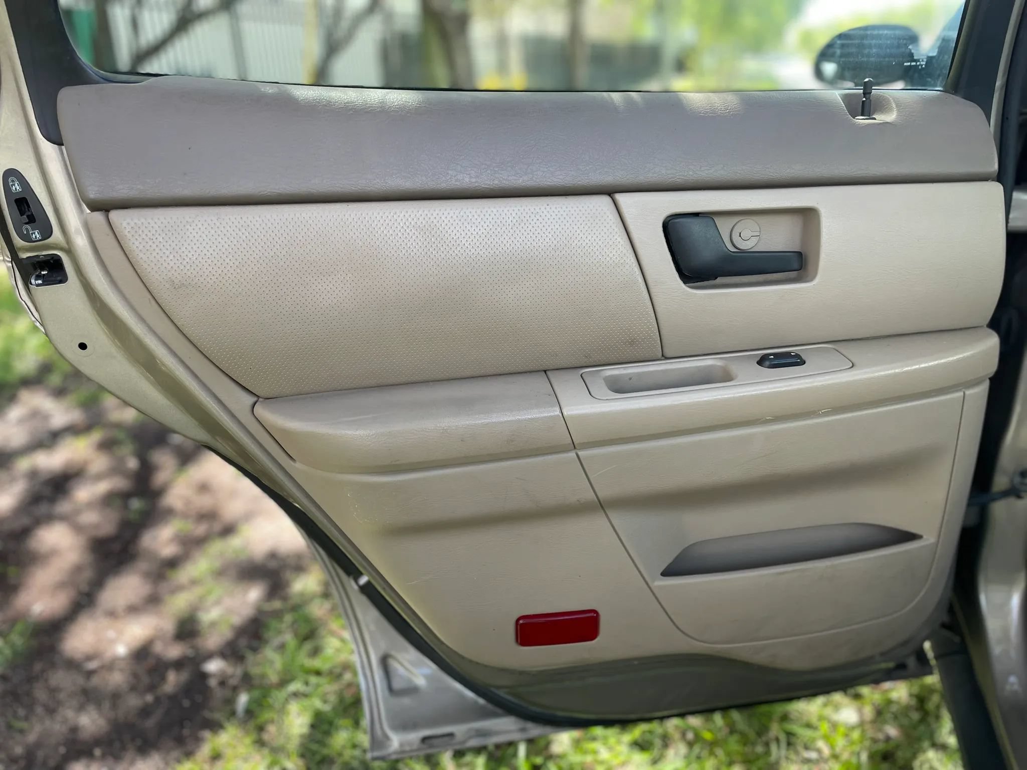 Used 2004 Mercury Sable LS Premium FWD image 30