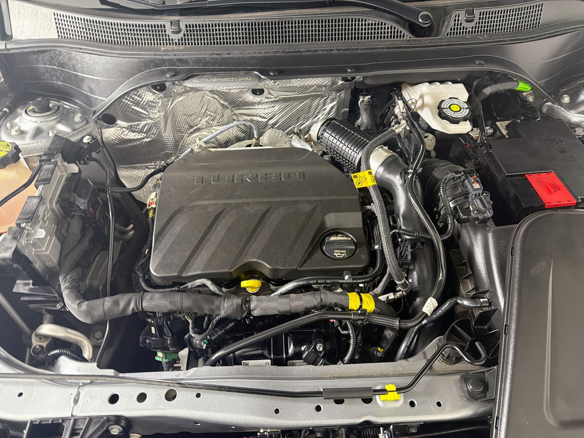 Used 2025 Chevrolet Trax LT FWD image 31