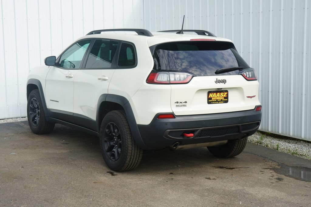 Used 2019 Jeep Cherokee Trailhawk w/ Cold Weather Group AWD/4WD image 4