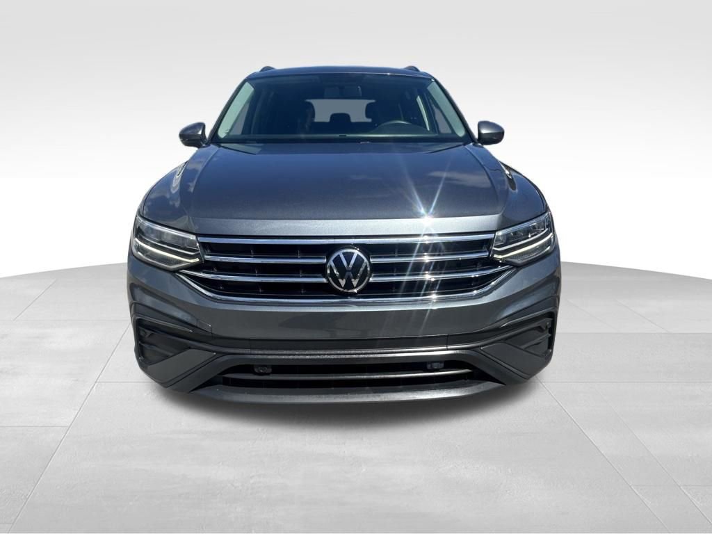 Used 2022 Volkswagen Tiguan S image 9