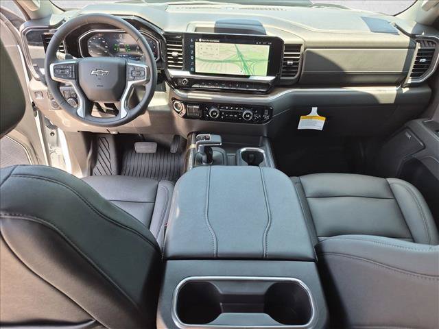 Used 2026 Chevrolet Silverado 1500 LT Trail Boss w/ LT Trail Boss Premium Package AWD/4WD image 18