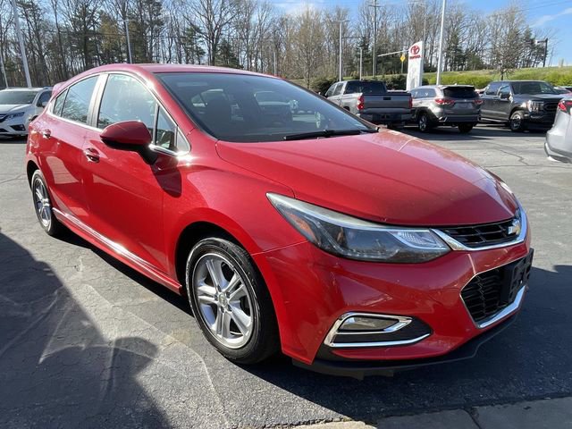 Used 2018 Chevrolet Cruze LT w/ Convenience Package image 6