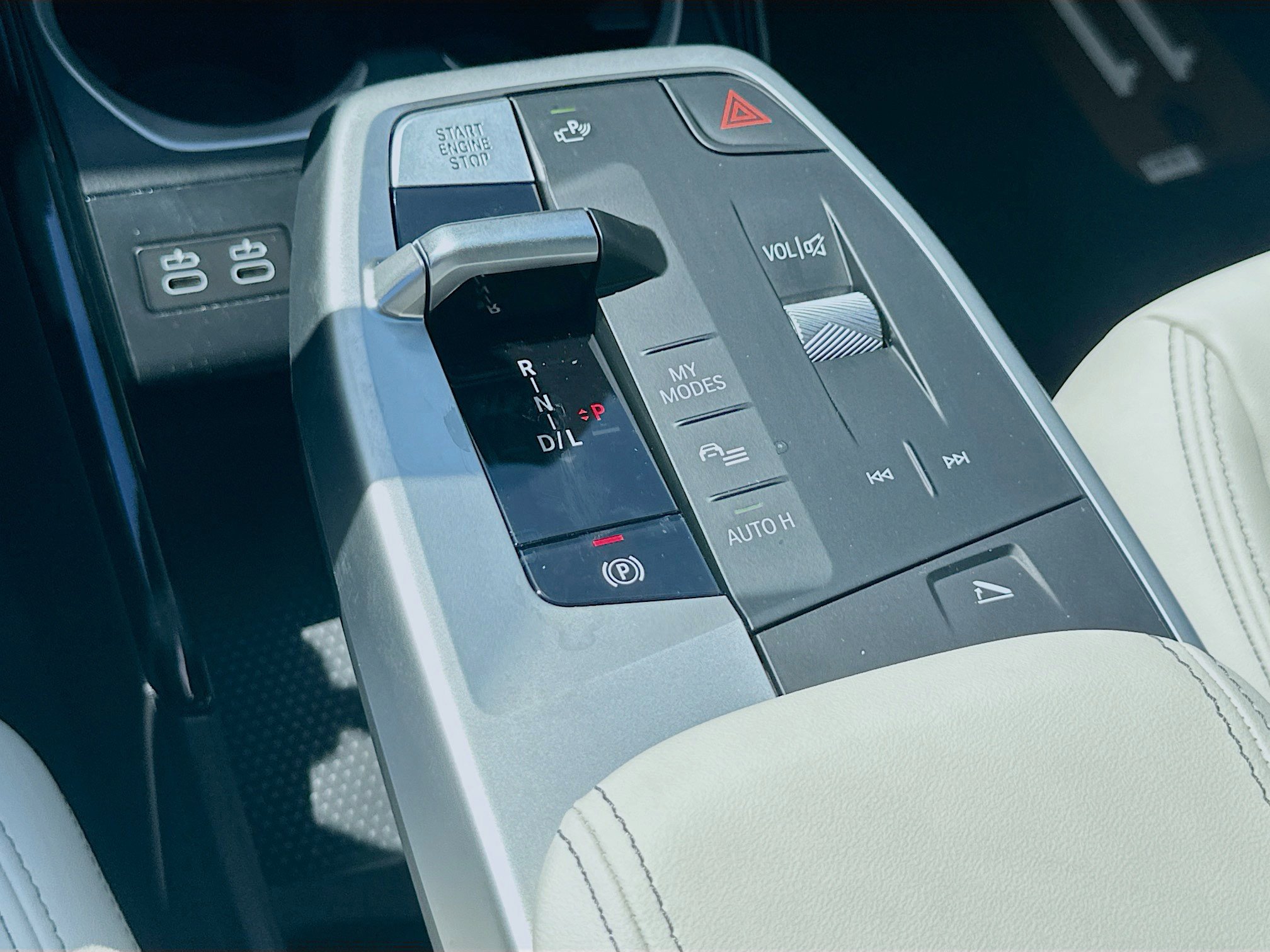 New 2026 BMW X1 xDrive28i w/ Technology Package image 12