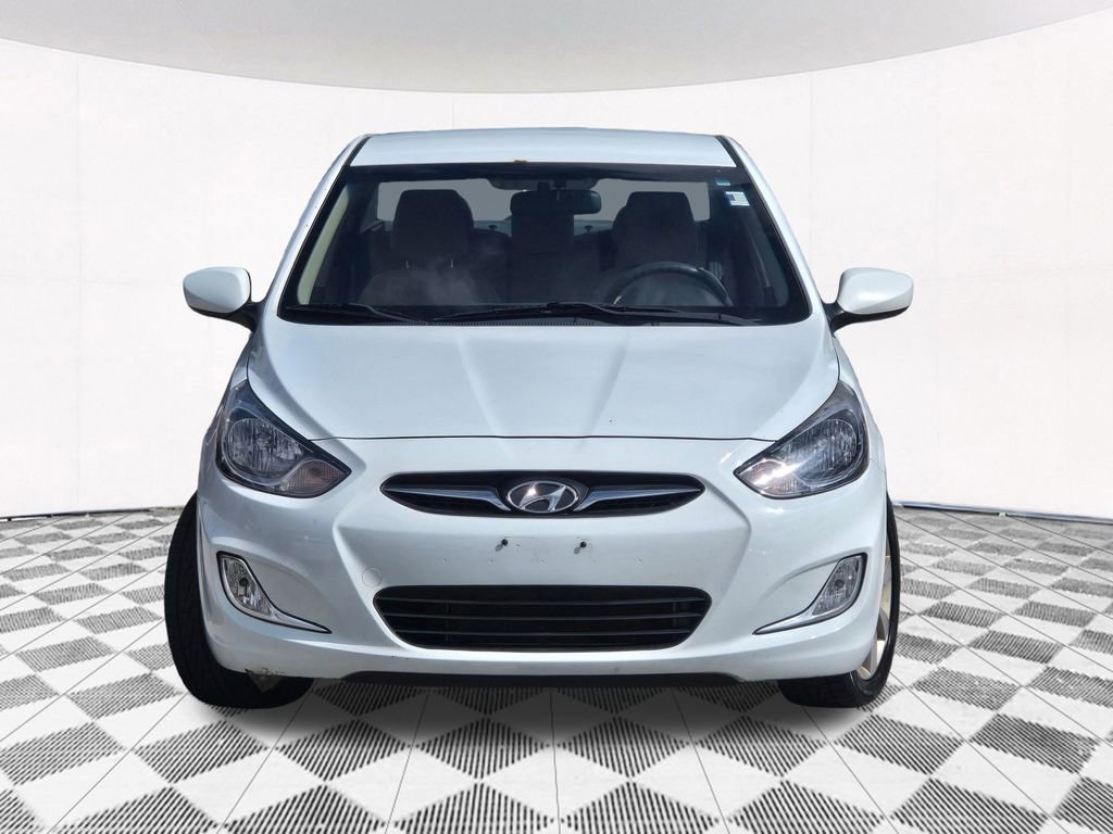 Used 2013 Hyundai Accent GLS w/ Premium Pkg FWD image 3