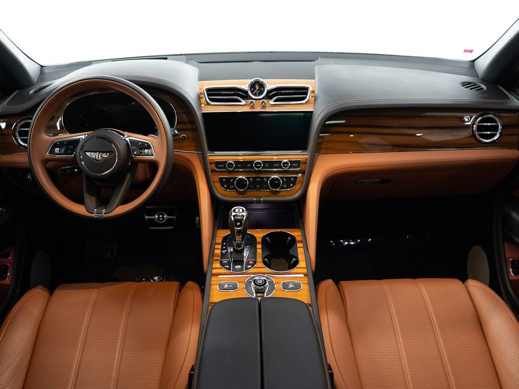 Certified 2022 Bentley Bentayga AWD/4WD image 27