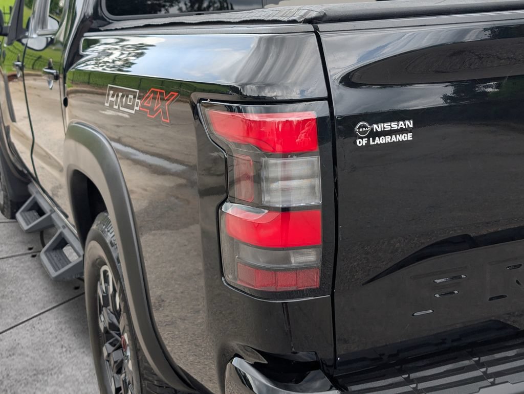 Certified 2022 Nissan Frontier PRO-4X w/ Off-Road Protection Package AWD/4WD image 13
