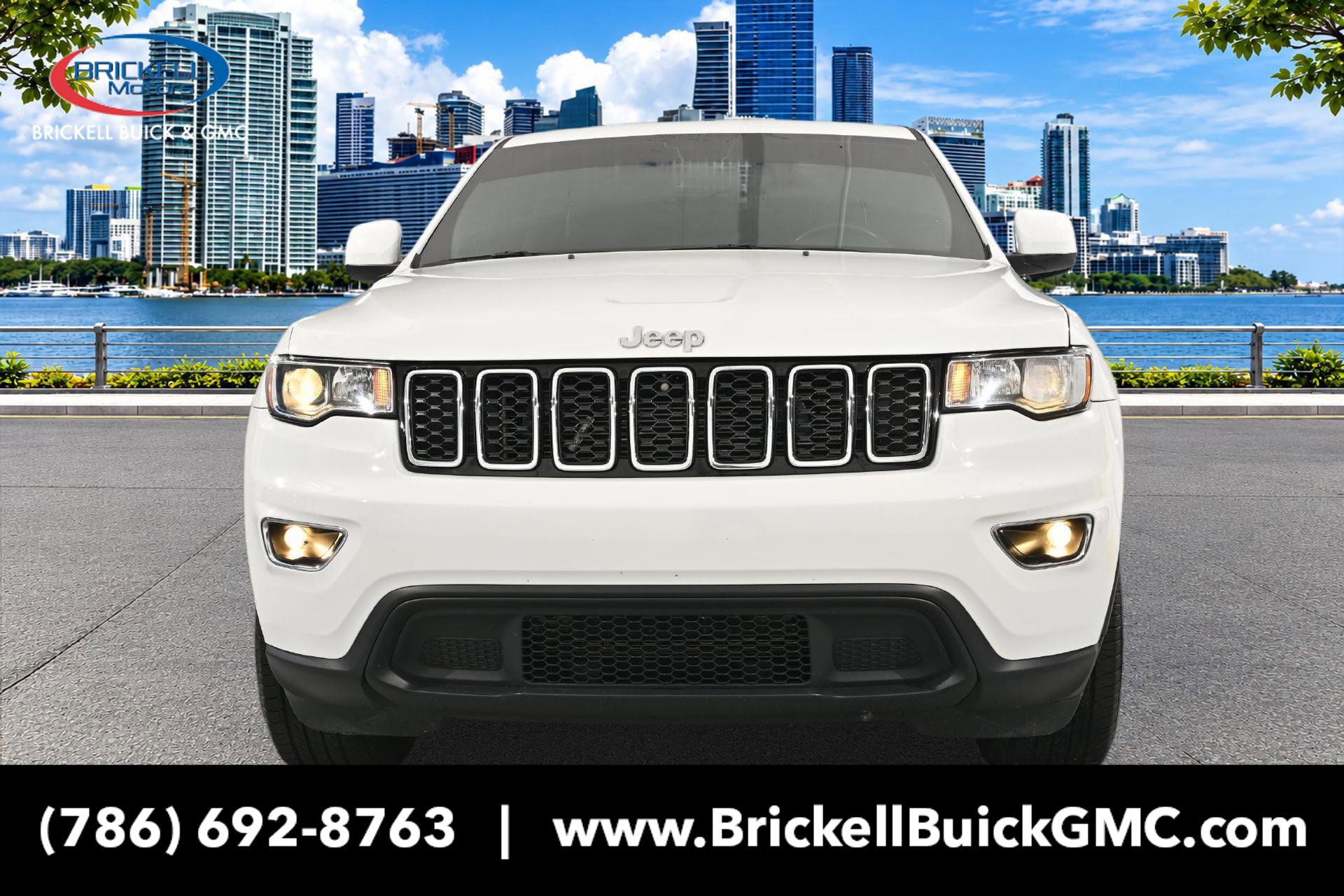 Used 2022 Jeep Grand Cherokee Laredo X AWD/4WD image 8