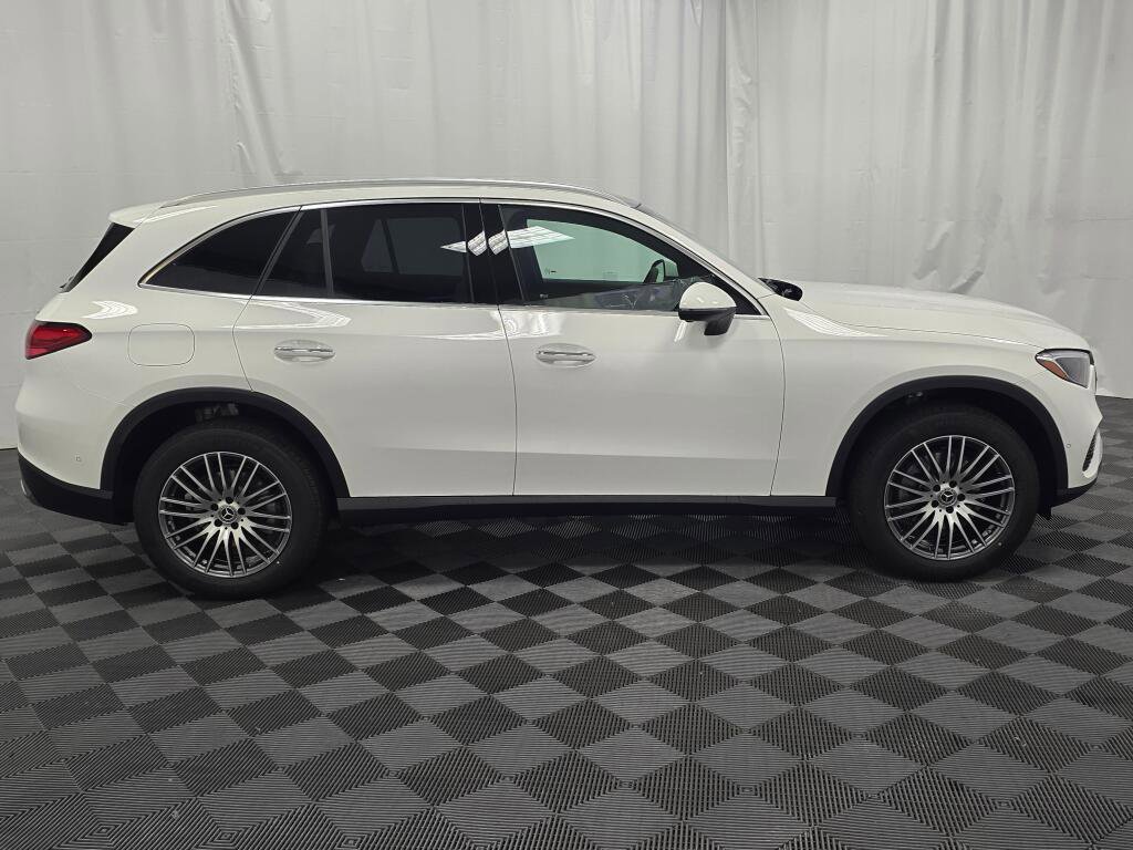 New 2026 Mercedes-Benz GLC 300 4MATIC image 7