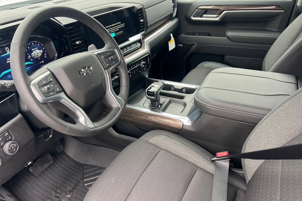 New 2026 Chevrolet Silverado 1500 RST image 7