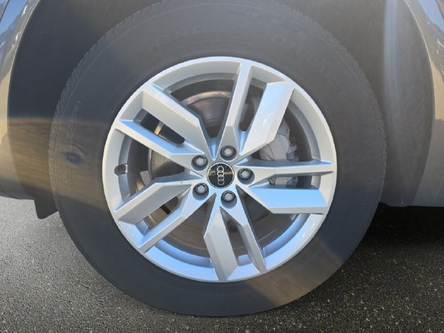 Used 2024 Audi Q5 2.0T Premium AWD/4WD image 36