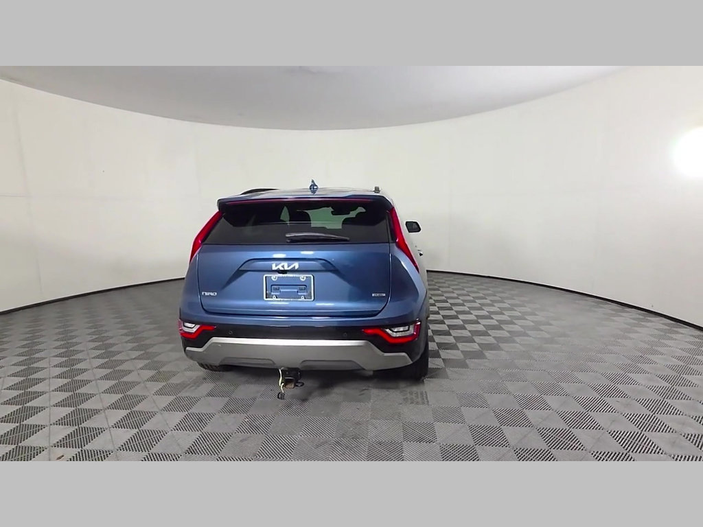 Used 2023 Kia Niro SX Touring FWD image 38