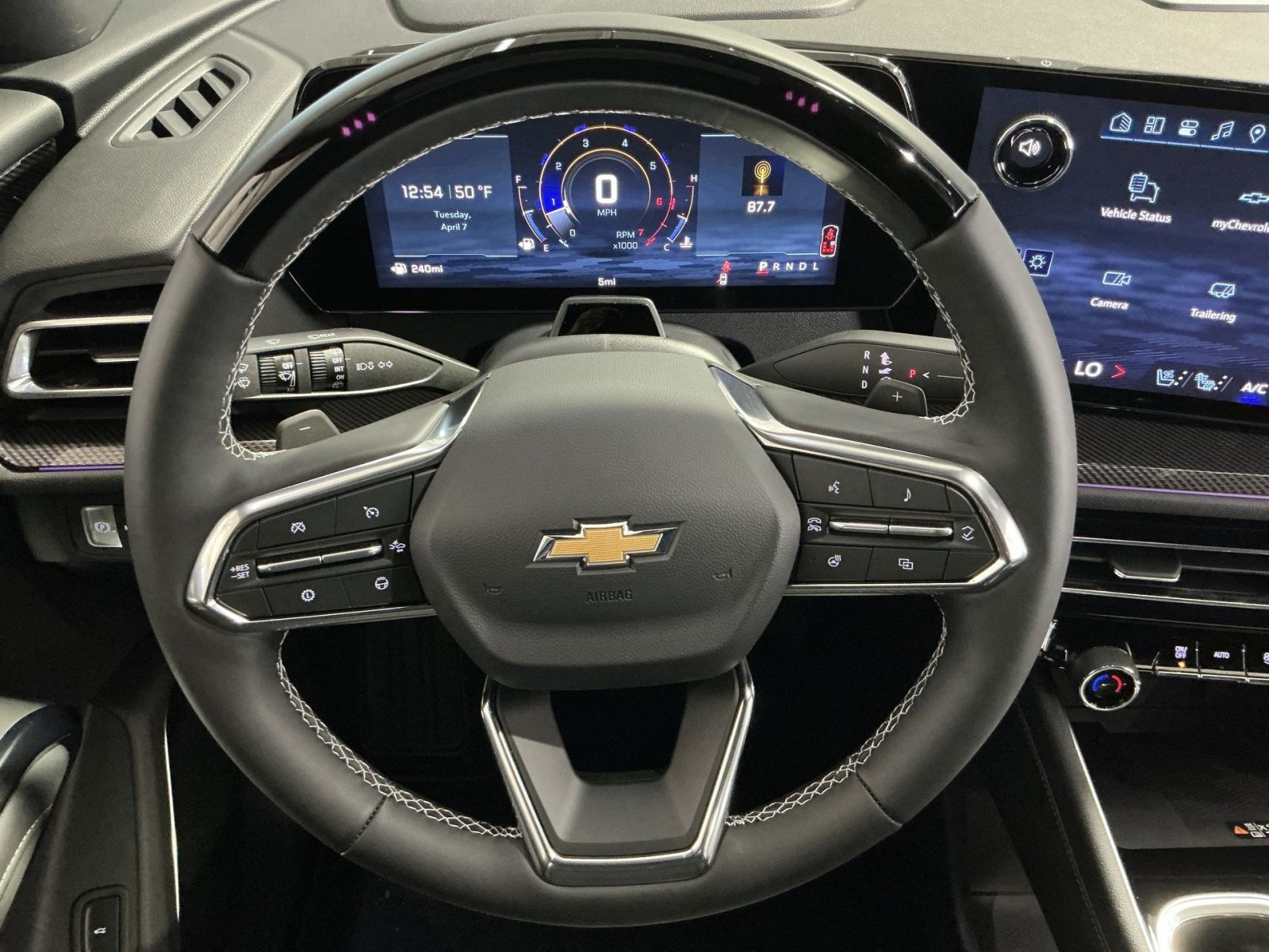 New 2026 Chevrolet Traverse High Country FWD image 24