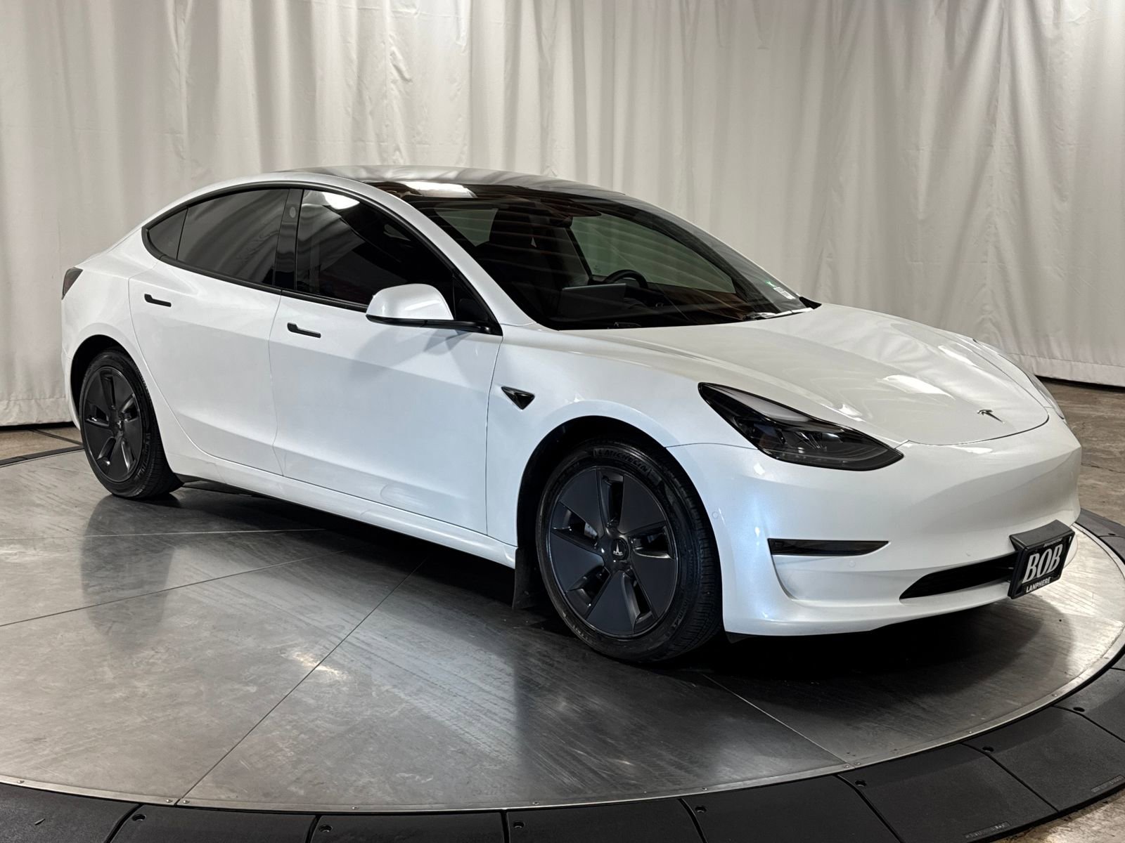 Used 2021 Tesla Model 3 Standard Range Plus image 10