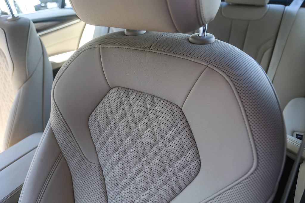 Used 2023 BMW 530e w/ Convenience Package RWD image 22