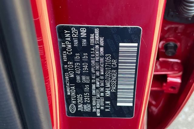 New 2025 Hyundai Elantra SEL image 24