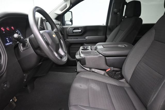 Used 2024 Chevrolet Silverado 2500 Custom w/ Custom Value Package AWD/4WD image 16