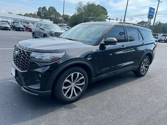 Used 2025 Ford Explorer ST-Line RWD image 25