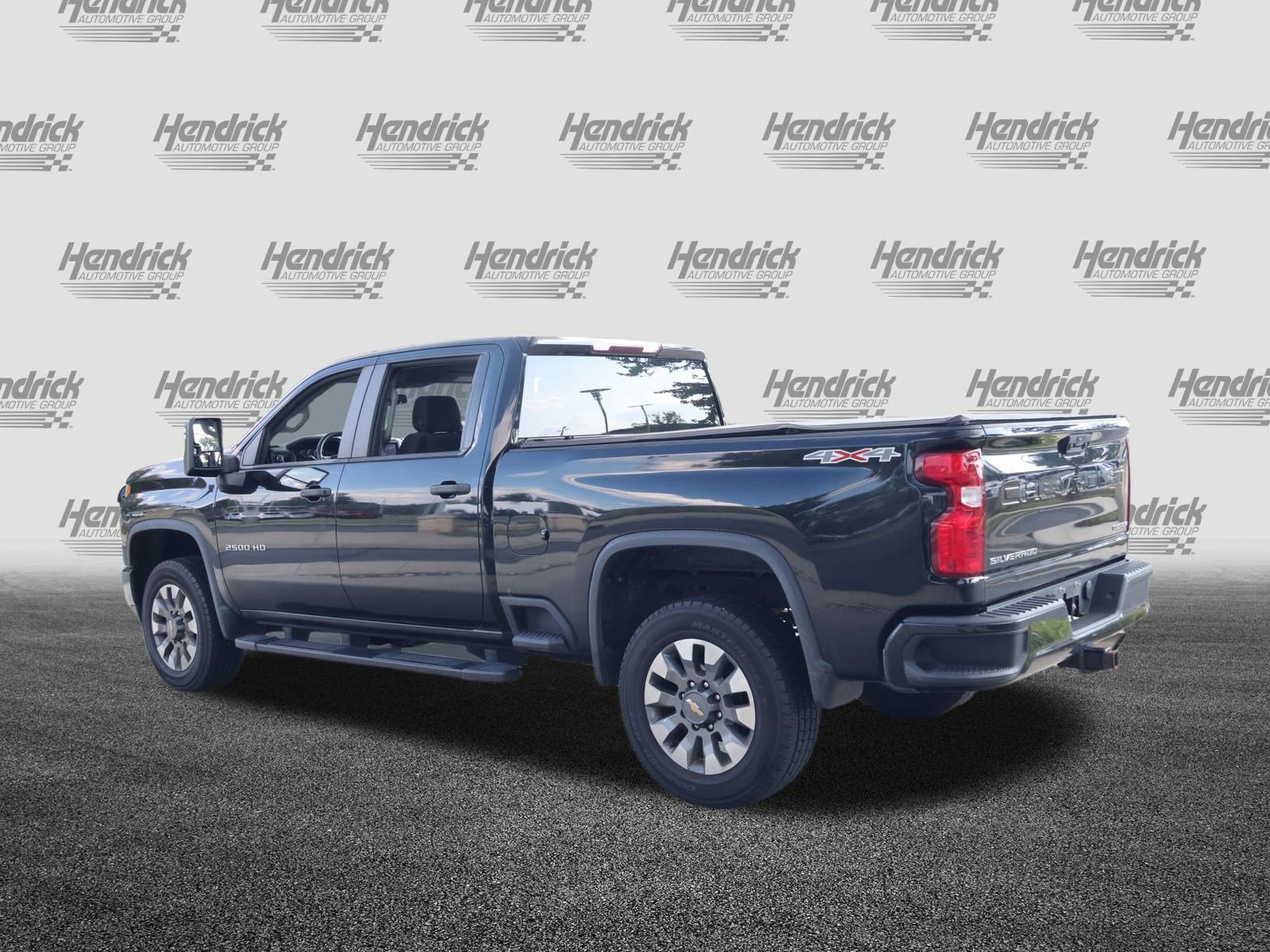 Used 2022 Chevrolet Silverado 2500 Custom w/ Custom Value Package AWD/4WD image 7