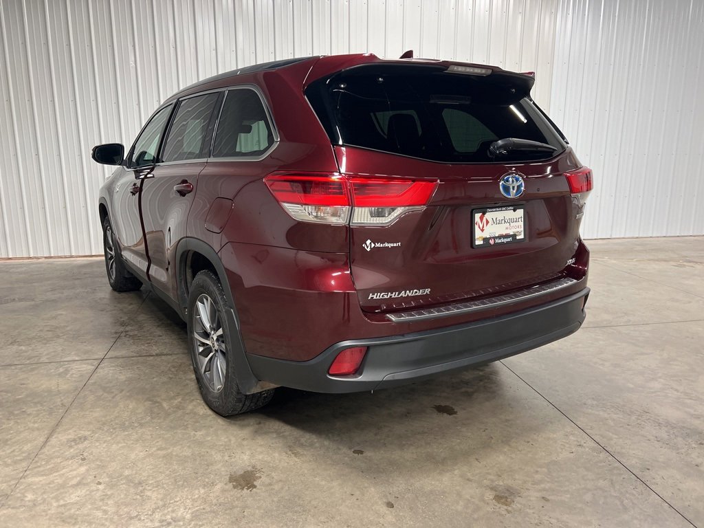 Used 2019 Toyota Highlander XLE image 4