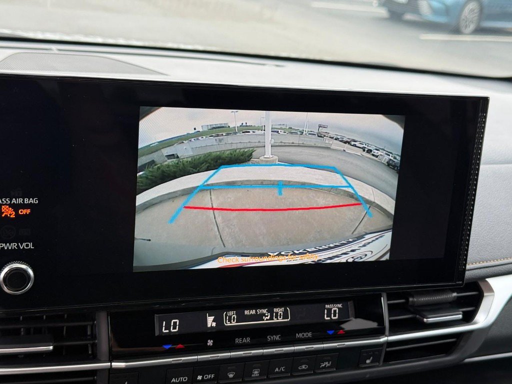 Certified 2026 Toyota Sienna XLE Woodland Edition AWD/4WD image 25