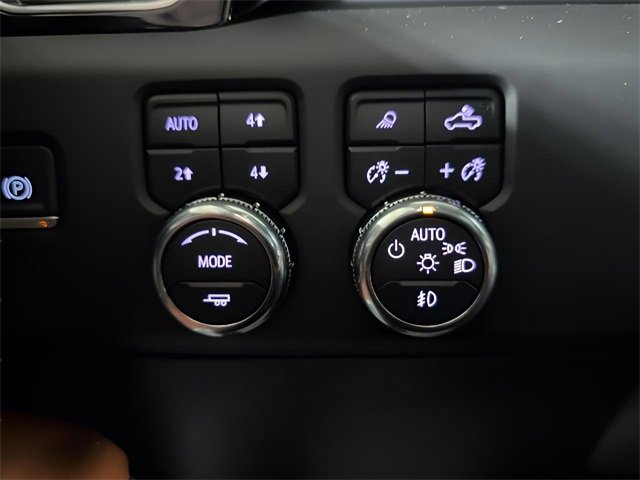 Used 2024 GMC Sierra 3500 Denali Ultimate image 12