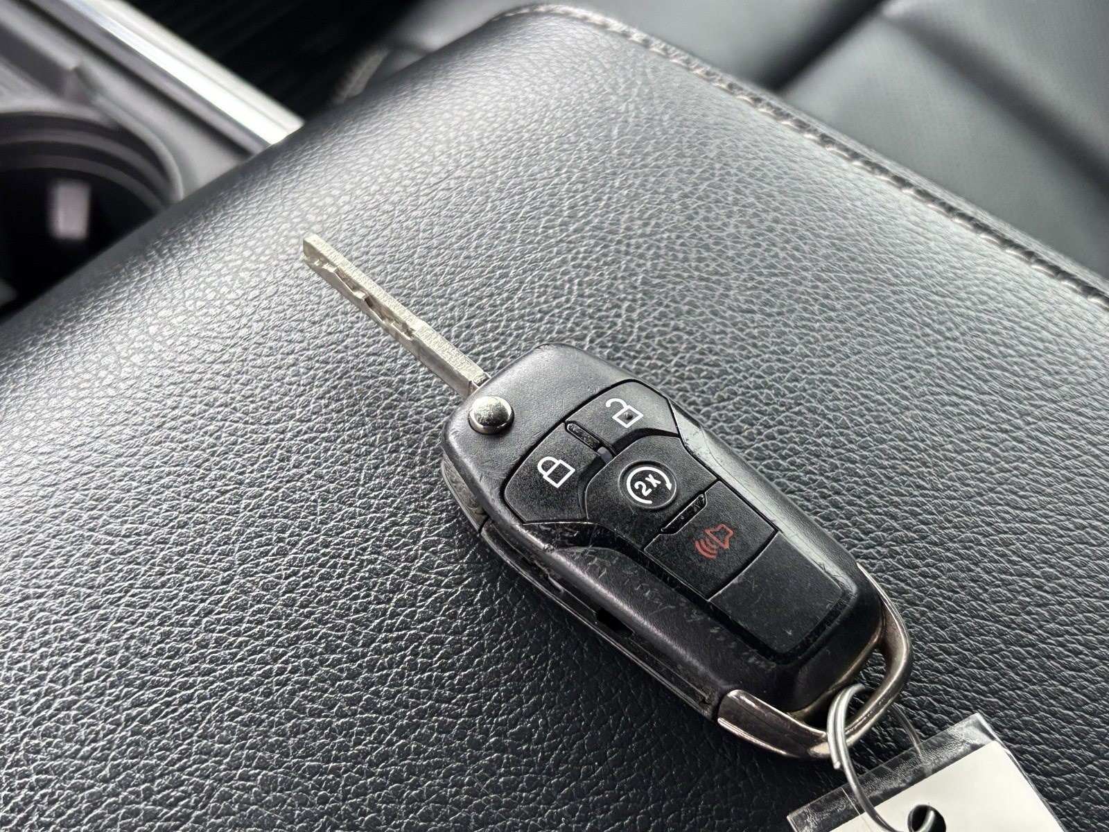 Used 2022 Ford F350 Lariat w/ Lariat Value Package image 25