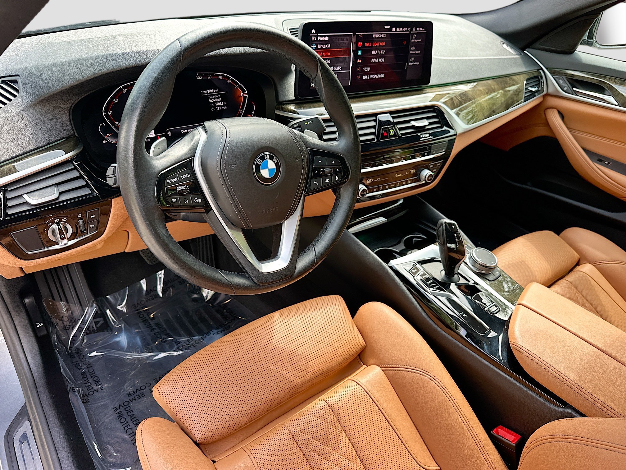 Used 2023 BMW 540i w/ Convenience Package RWD image 9