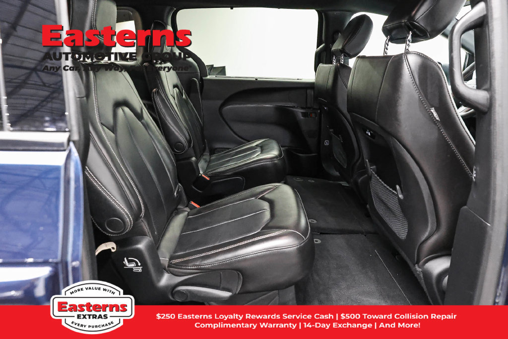 Used 2023 Chrysler Pacifica Touring-L w/ S Appearance Package FWD image 26
