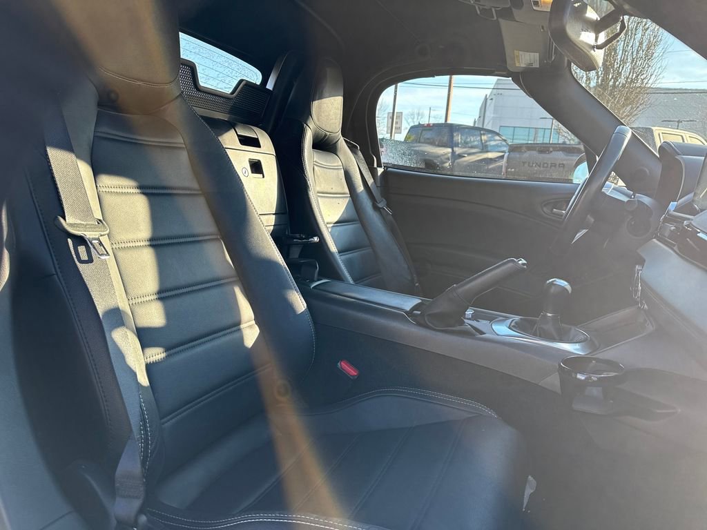 Used 2017 FIAT 124 Spider Lusso image 11