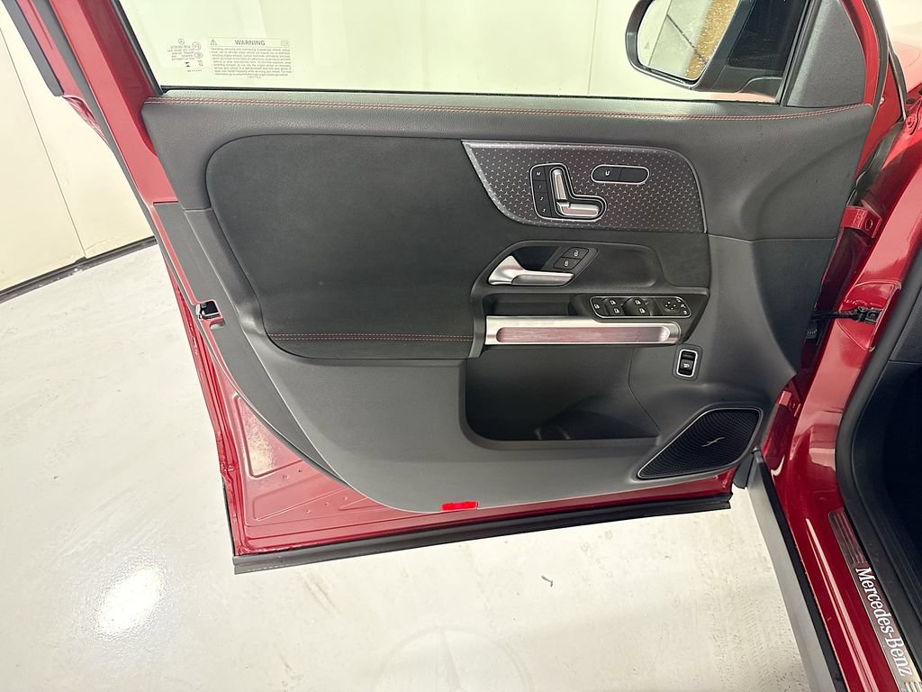 Certified 2024 Mercedes-Benz GLB 250 image 25
