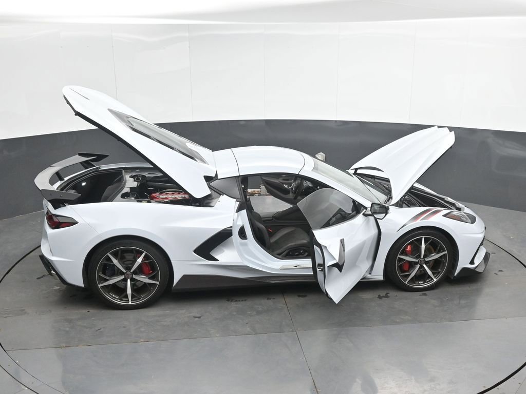 Used 2022 Chevrolet Corvette Stingray Premium Cpe w/ Z51 Performance Package RWD image 42