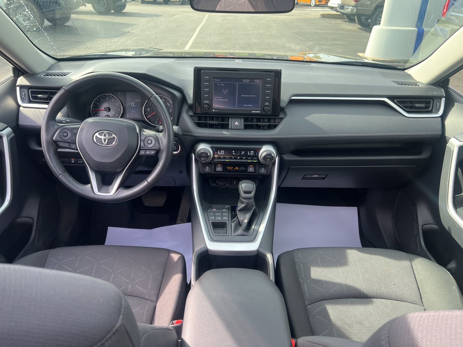 Used 2022 Toyota RAV4 XLE image 45