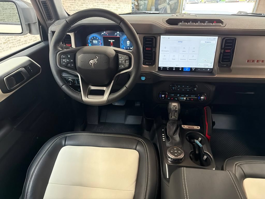 Used 2026 Ford Bronco Outer Banks w/ Sasquatch Package AWD/4WD image 17