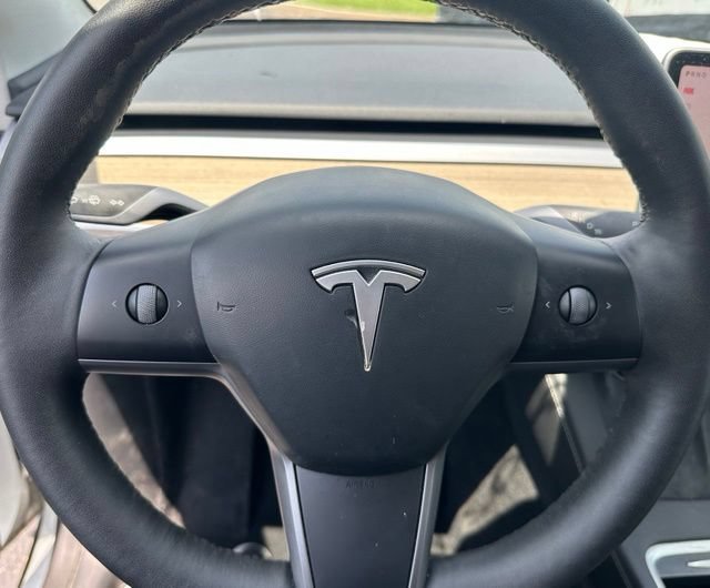 Used 2023 Tesla Model Y Long Range AWD/4WD image 15